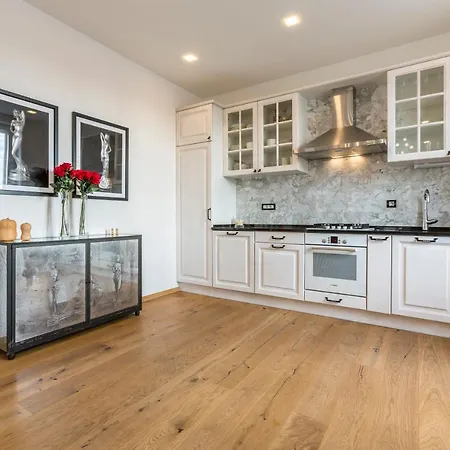 Апартаменты Queen *